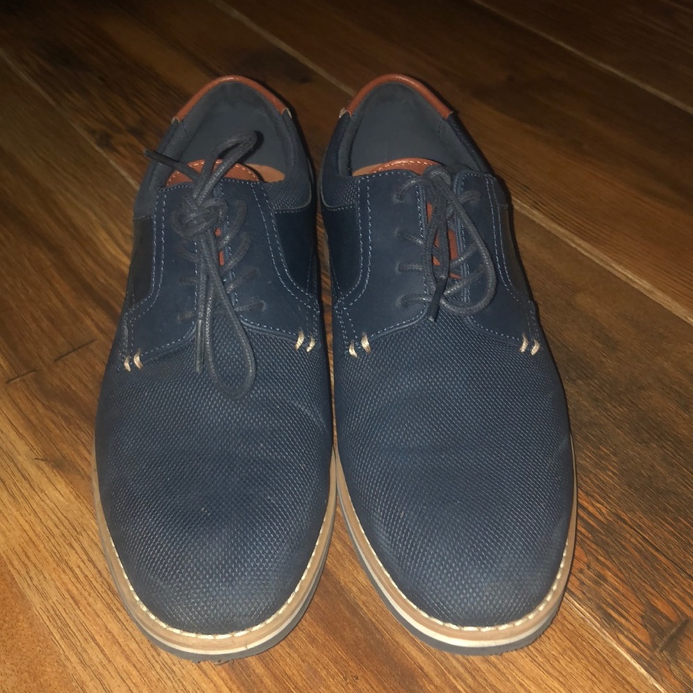 Dress shoes